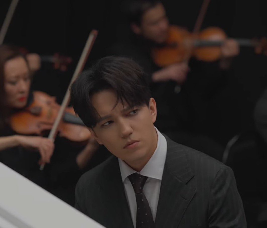 DearTrending's tweet photo. @DimashFrance_J Once upon a time, God knew my heart needed him and led me straight to #Dimash. At the beginning, becoming his Dear was not a choice, it was a gift. Later, staying by his side was the best decision. 

STREAM NOW NEW SONG 
#AqerkeByDimash https://t.co/Q2MxS9ptJG