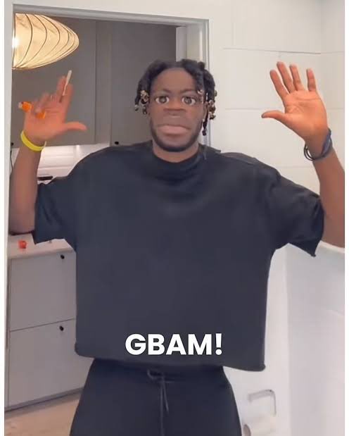 ShebaGamde's tweet photo. I no dey waste time. 
Presentation/product na water for where I dey. No be brag.  
#BBNaija #ShebaGamde https://t.co/C8Bb0jPjI9