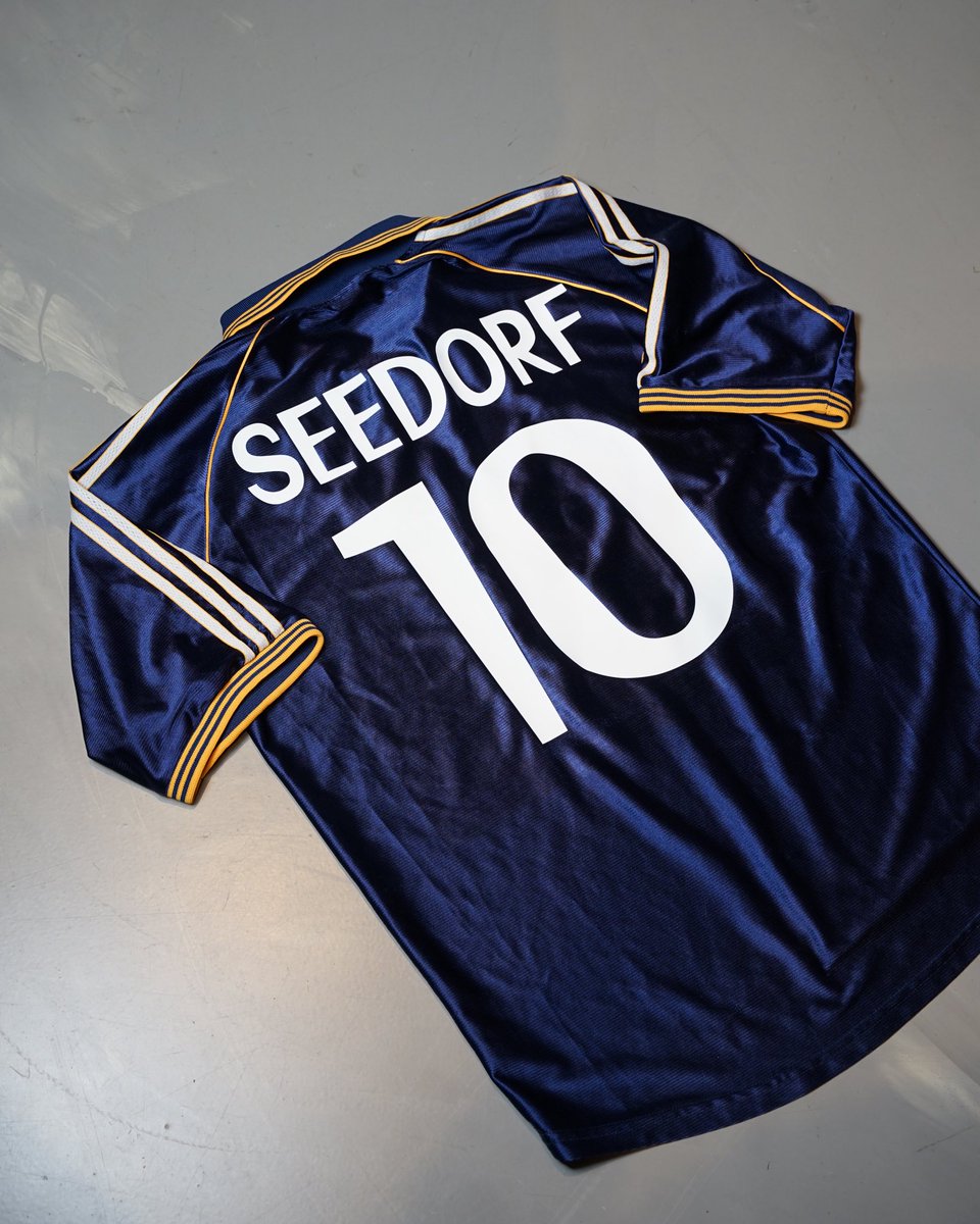 First11shirts's tweet photo. BIG DROP TOMORROW 💣

So many legends in this drop, this is just a small part of it… whether you’re collecting cult heroes like Quaresma, or legendary strikers like Eto’o, its included in this drop.

Available from Thursday, 7PM CEST👀
https://t.co/7PCBZTFsju https://t.co/9RGnV2Nu6d