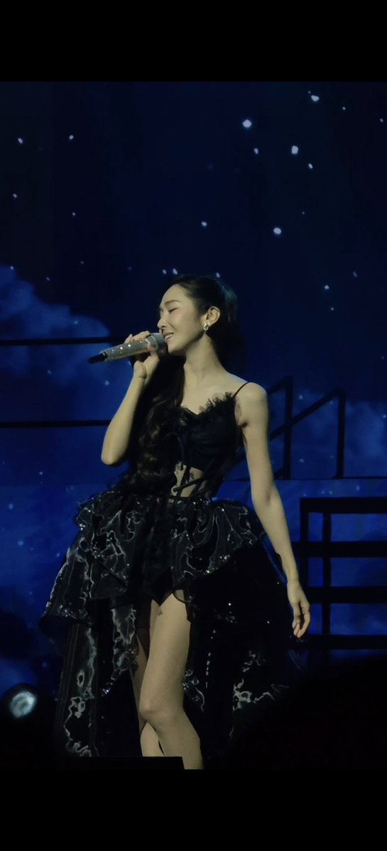 imfai's tweet photo. Always remember the starry summer night ✨ Through your journey, we will never leave your side, let's follow our heart till the end ❤
Stay sweet, stay happy, stay healthy and smile 😊
#19YearswithJessicaJung
#제시카정과함께한19년 https://t.co/c02SkSRfrj https://t.co/RYPvgFxBNB