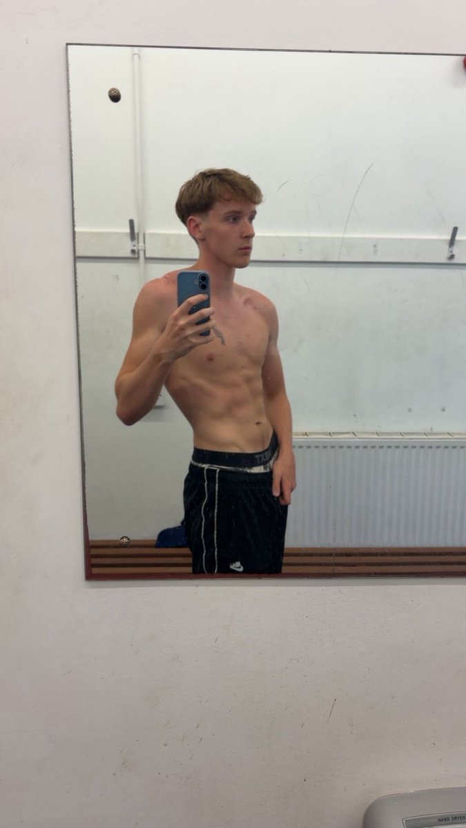 ThomasJHinton's tweet photo. Just heard about this gym thing https://t.co/Bj7FrnCeFH