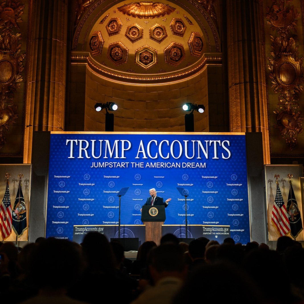 CoinGapeMedia's tweet photo. ๐จ Strategy Joins #Trump Accounts
@Strategy will contribute $250 annually for #eligible employeesโ children, plus a one-time $1,000 contribution, joining @Coinbase and @MorganStanley in supporting the Trump Accounts program.
๐ Know more in comments