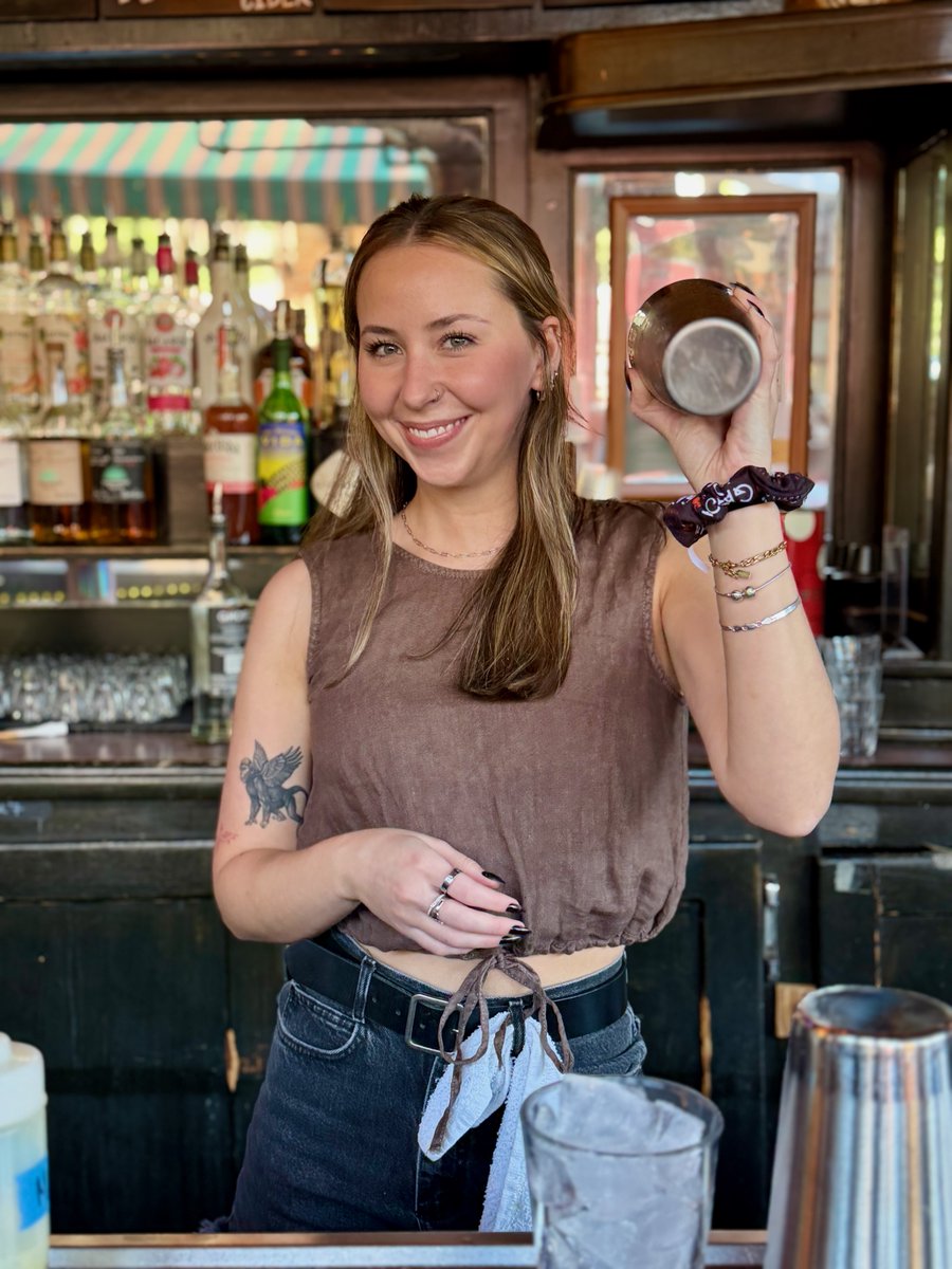 RosedaleOTR's tweet photo. A midweek pick-me-up, courtesy of Rosedale. ✨
$5 mixed shots and half-priced cocktails from 7pm - close. https://t.co/GMu9mvbG0W