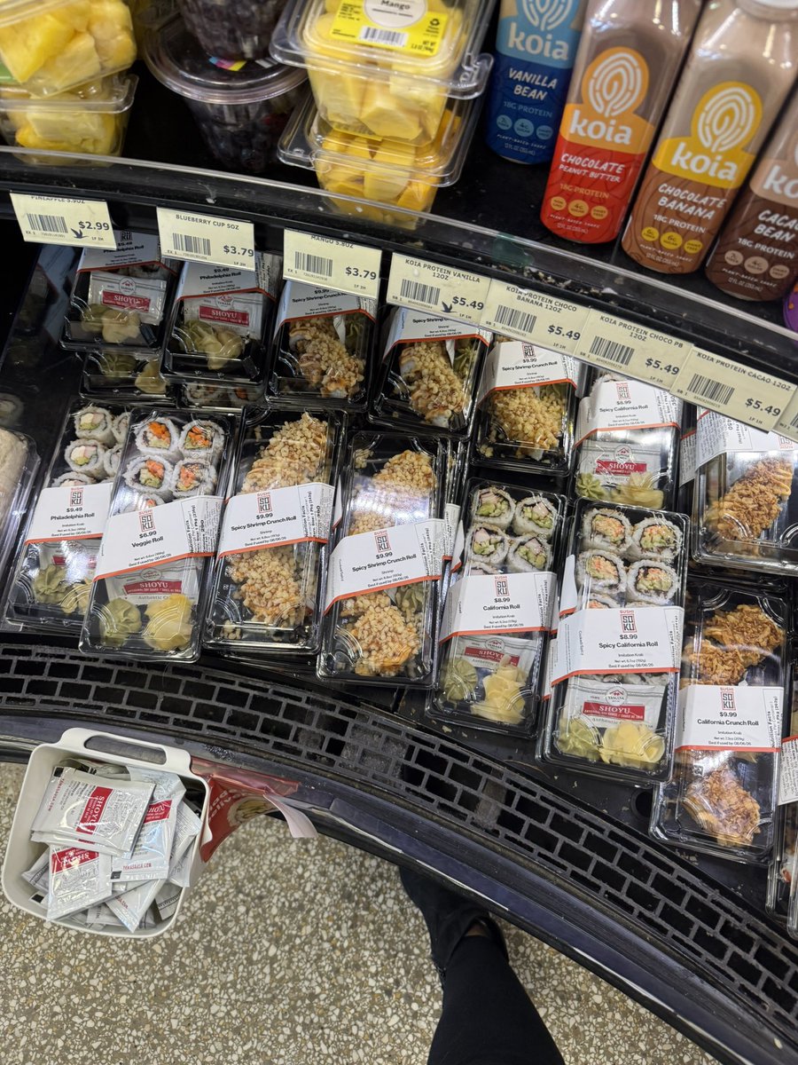 gnocchi_toenter's tweet photo. @Wawa OKAY WAWA I SEE YOU WITH SUSHI ?!? S O L D 🔥 https://t.co/KV8VV2fpw3
