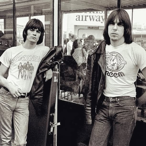 RamonesOfficial's tweet photo. Touring, touring is never boring.

Johnny and Dee Dee at Heathrow Airport for the first Ramones shows in the UK in July 1976, captured by Danny Fields. https://t.co/tfdvgc9ApW