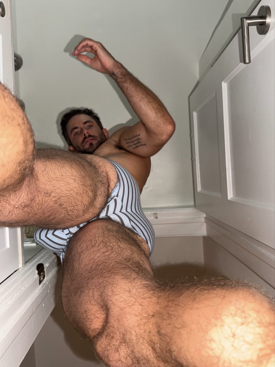 winstonrice_'s tweet photo. POV: I'm on top https://t.co/Mx6kq9lYrI