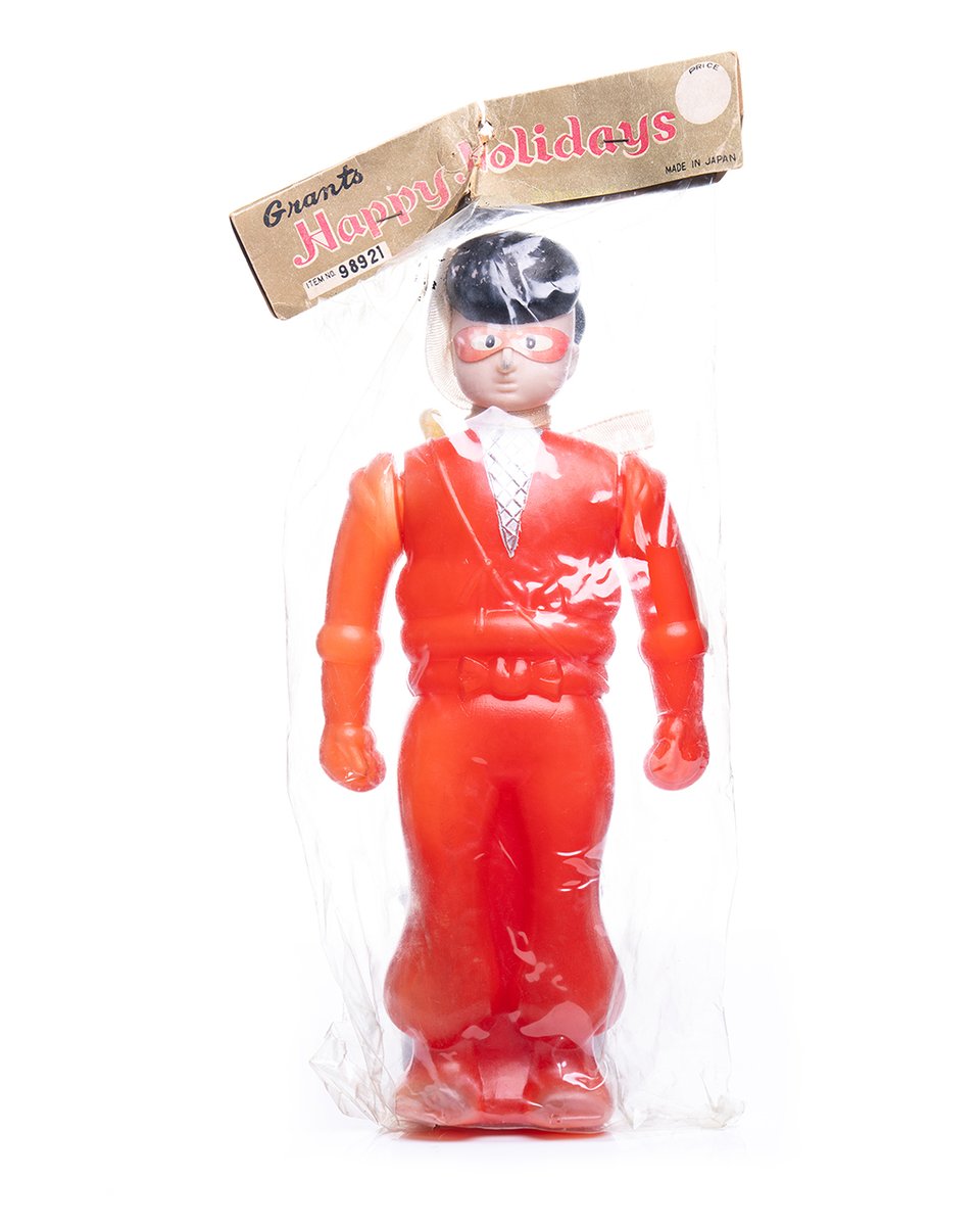 ToyUndergroundS's tweet photo. Vintage Japan 1960s bootleg Ninja blow molded figure.

Size: 10.5” (270mm)
Material: Poly (Blow molded)
Made in Japan

Available at our online store!
https://t.co/4QxXjjqtIL

#vintagetoy #toy #doll #玩具 #風呂おもちゃ #blowmold #吹塑玩具 #Poly #ポリ #BootlegToy #Pachi #パチ https://t.co/ElSlUztrKx