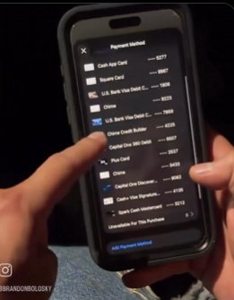 Muscle_Cow's tweet photo. @RespectTheZoe What the fuck... how many credit cards does bro have, he had to scroll and it still shows "8" more not eligible for THIS purchase.  We're cooked, everyone living on credit. https://t.co/HYNwfSMGlb