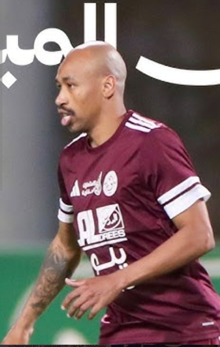 1wn3M's tweet photo. @Mnbrraed_ @falmotawaa9 

لو تحققت وتعاقد الرائد مع هذا الثلاثي فالصعود مساله وقت

خاصه اللاعب المهاجم الهداف سيمي 
👍👍👍👍👍

المطوع قدها ان شاءالله وسيفرح الجمهور ❤️ https://t.co/3WQwxsBtc3