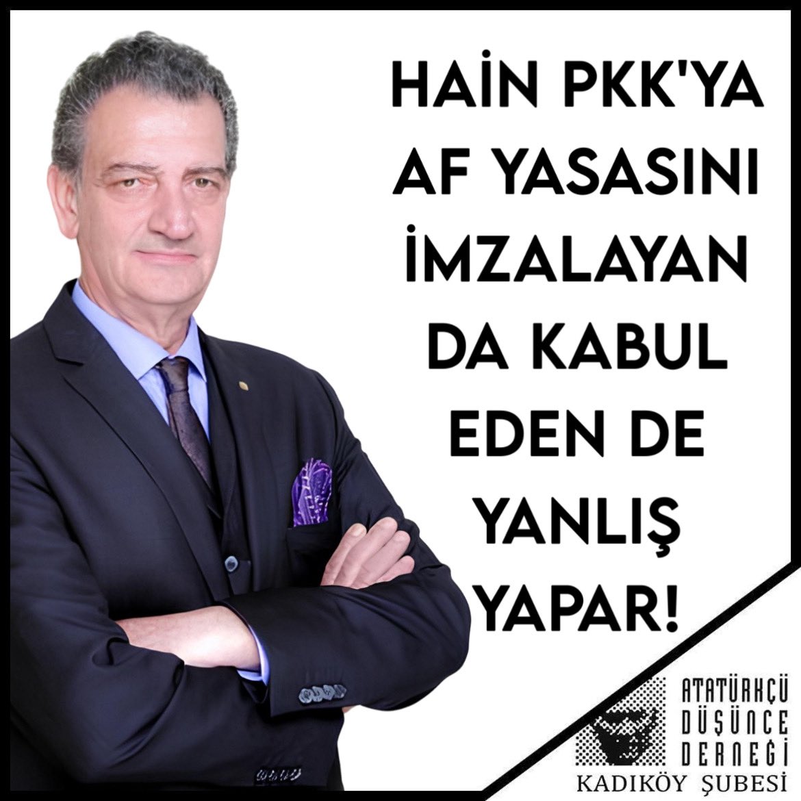 addkadikoy's tweet photo. Kamuoyunda hain terör örgütü PKK’ya af olarak bilinen “Millî Dayanışma ve Toplumsal Bütünleşmenin Güçlendirilmesine Dair Kanun Teklifi” hk. Genel Başkanımız Mustafa Hüsnü Bozkurt’un demeci:

DEM eş başkanı Tuncer Bakırhan bu yasayı “Lider Öcalan” dediği terörist başına atıfla “Yüz yıllık kısır döngünün bitirilmesi ve yüz yıllık zincirlerin çözülmesi (yani Atatürk Cumhuriyet’nin ve üniter ulus devletin tasfiyesi)” için “Muhteşem bir eşik” ve asıl yapılacaklar (!) için “mutlaka geçilmesi gereken bir kapı” olarak tanımladığına göre fazla söze gerek yok; İMZALAYAN da KABUL OYU VEREN de yanlış yapar. NOKTA! 

#AtatürkteBirleşmeZamanı #YenidenAtatürkCumhuriyeti 

@add_genelmerkez @HsnBozkurt