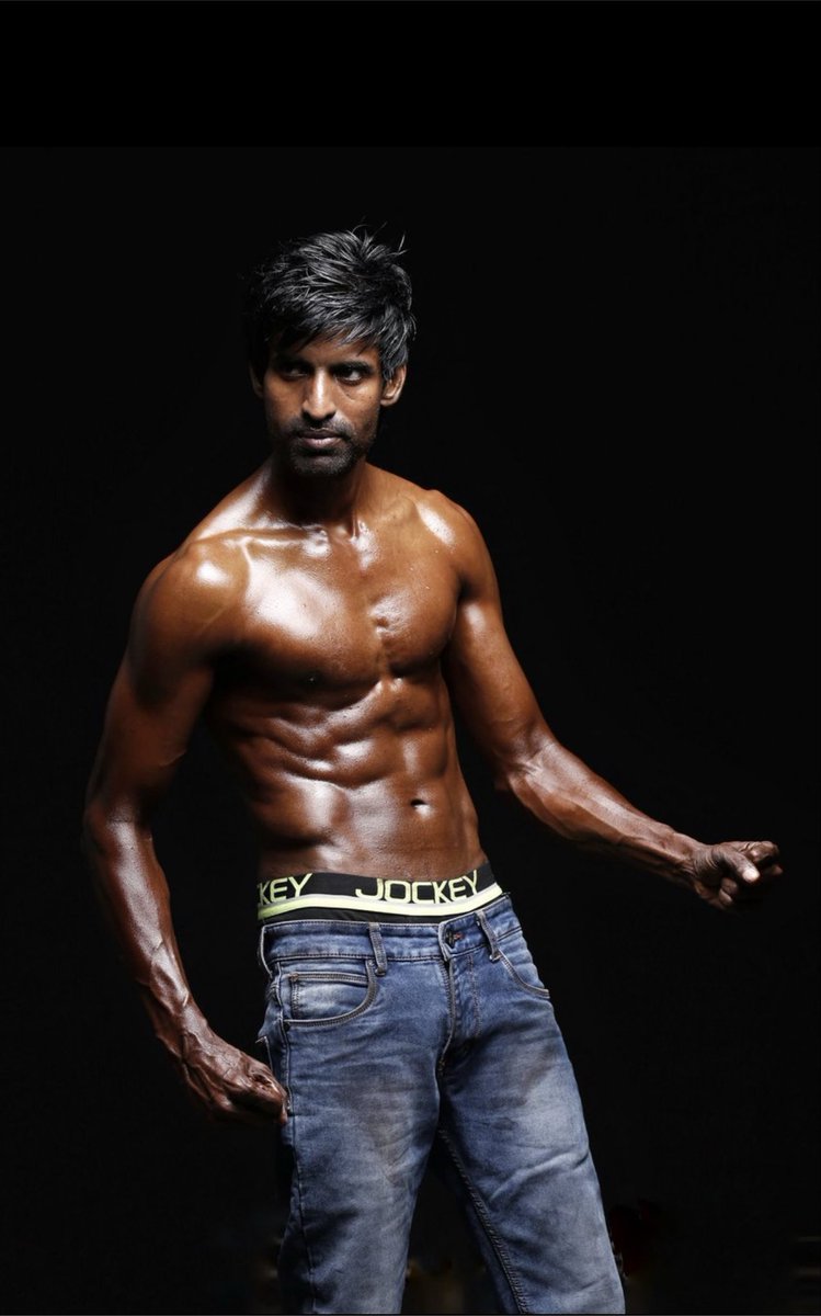 DareDevil2411's tweet photo. Average Tamil                 Telugu Top
Comedian                             Hero https://t.co/pppA9KTzqO