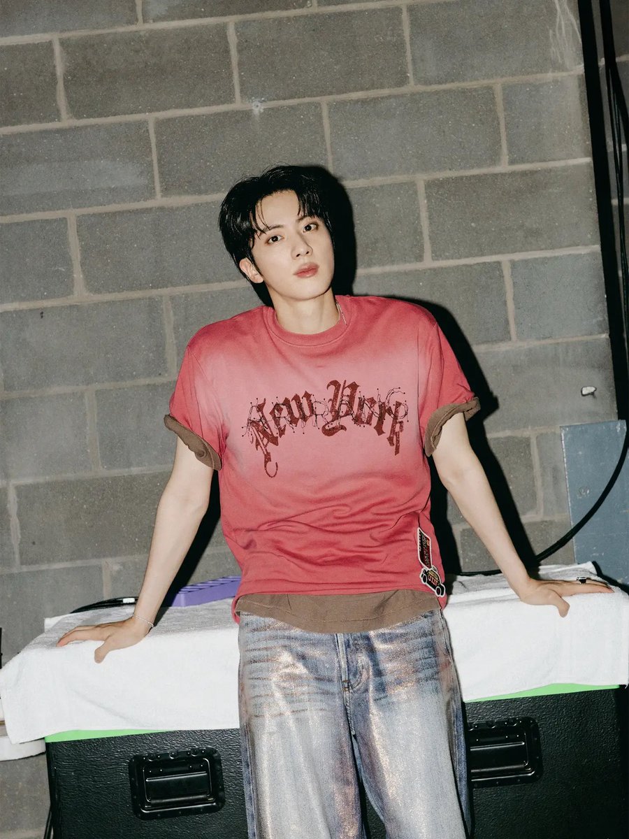 hourjinnie's tweet photo. 260805 | JIN ON INSTAGRAM 📸 

#방탄소년단진 #진 #BTSJIN #JIN https://t.co/qQLnyXCYyS