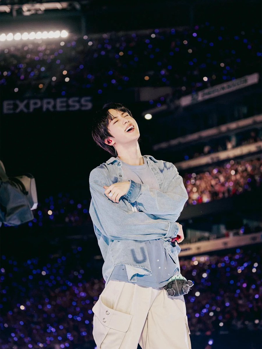 hourjinnie's tweet photo. 260805 | JIN ON INSTAGRAM 📸 
(2)
#방탄소년단진 #진 #BTSJIN #JIN https://t.co/wewA3FXwZM