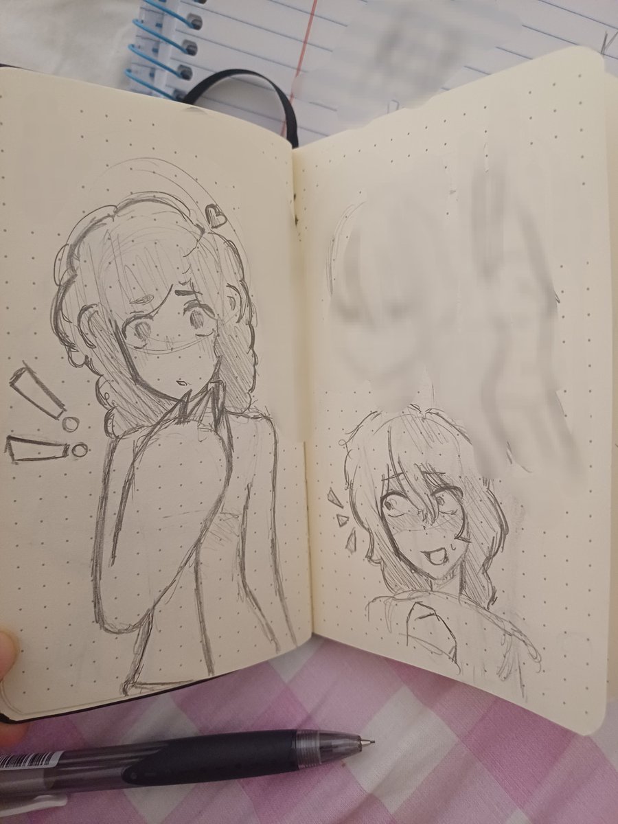 cutiebladeh's tweet photo. Bear and a random
#art #scketchbook https://t.co/affVJVUbex