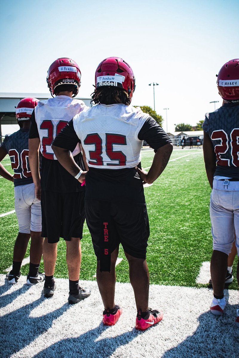 Tregindratt's tweet photo. Senior Season ⏳ 8/27 
Nothing Else Needs to be said!
@ThaBallCoach @HornJagsRecruit https://t.co/UuymMWgnVr