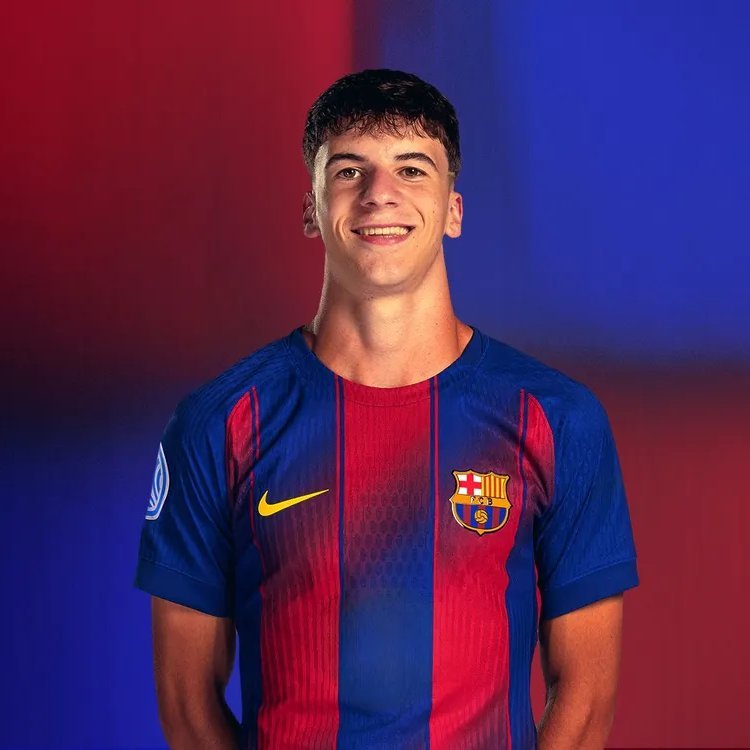 transferNews128's tweet photo. 🚨 BREAKING NEWS: Jofre Torrents is heading to Ajax on a loan deal from Barcelona.
Both clubs have successfully reached an agreement, with only the last minor details remaining before the transfer is officially declared.

~~ @TouchlineX ~~ https://t.co/Cr5N0eCOIt