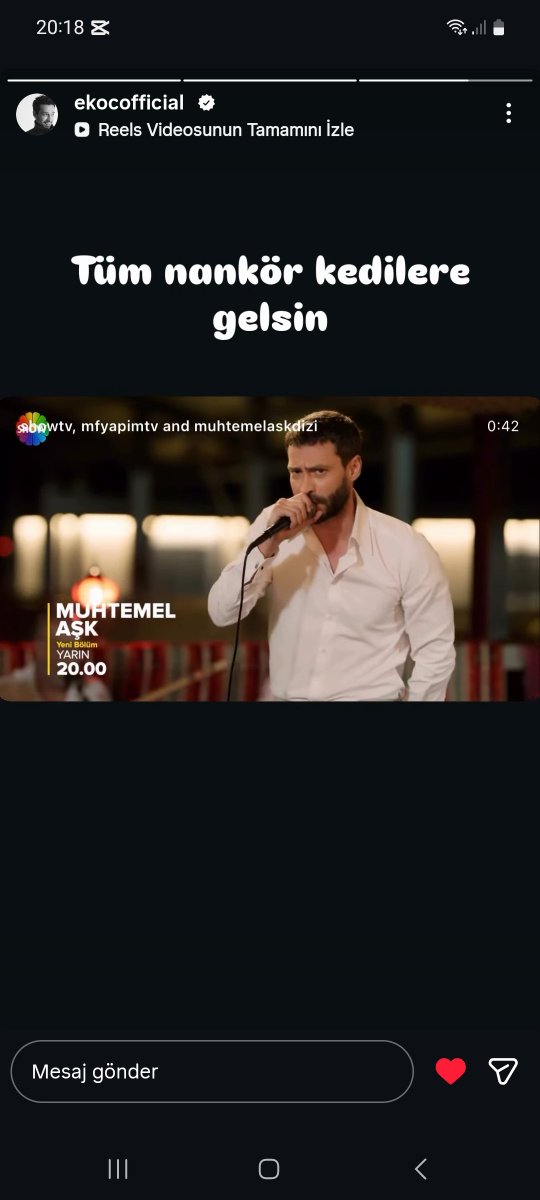 Umutkelebegima1's tweet photo. Eko bile Kadire uzulmuş vaybe aynı performansı Ayçadan bekliyoruz duet bu sefer 🤣🤣 kacdefe izlediyimi unutdum be Eko #MuhtemelAşk #EkinKoç #AyçaAyşinTuran #DefKad #seninandır #EkAy #AyKi #vicdansız https://t.co/GbA70KU9hr
