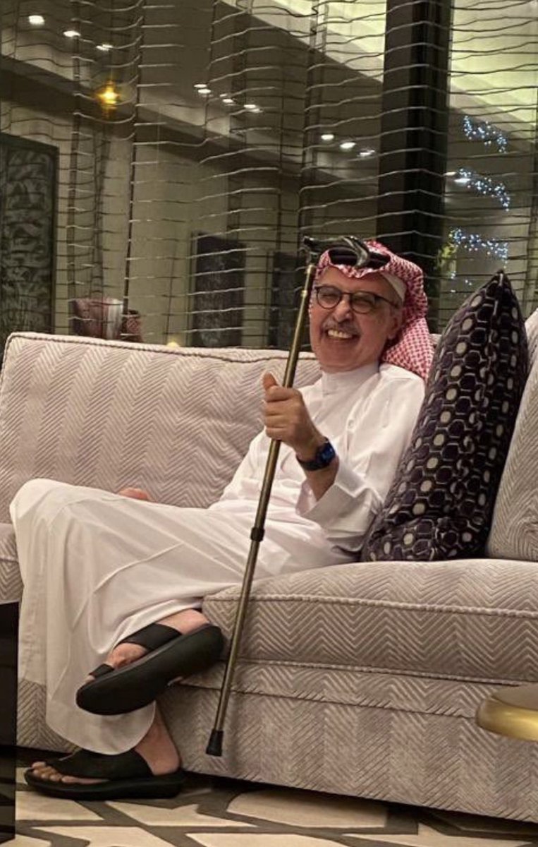 Alshaikh2's tweet photo. اللهم ابعثه ضاحكاً مستبشراً يا أرحم الراحمين 🤲

#بدر_بن_عبدالمحسن رحمه الله. https://t.co/3z05andOHd