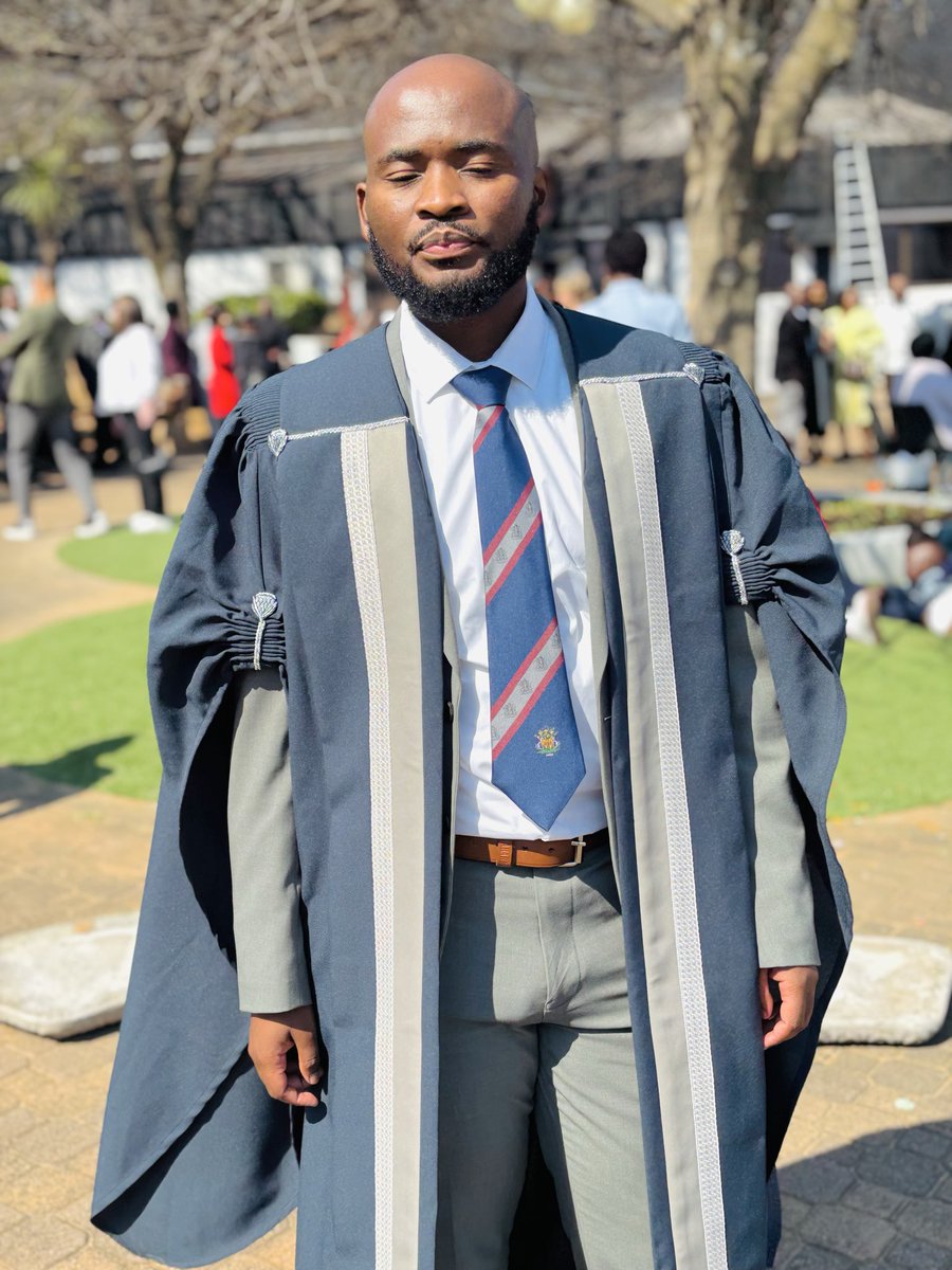 TheMedGuyT's tweet photo. We added another qualification to the list. Doctor of little human beings ❤️❤️❤️ https://t.co/bCjbbZl3ju