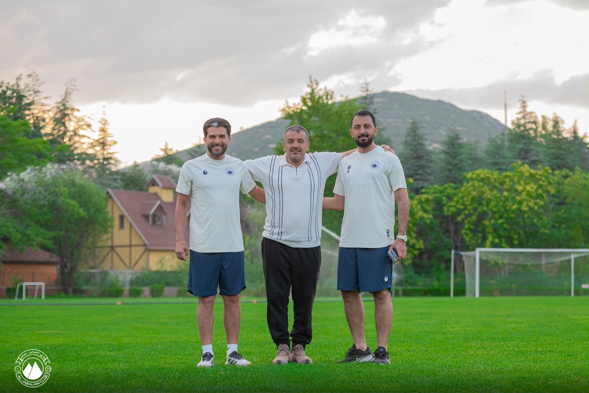 aljabalainFC's tweet photo. توجيهات فنية 🗣️

ومتابعة إدارية 🤝

#الجبلين | #الجبلين_في_تركيا 
#فارس_الشمال 🤎 https://t.co/I4QL0ntVZM
