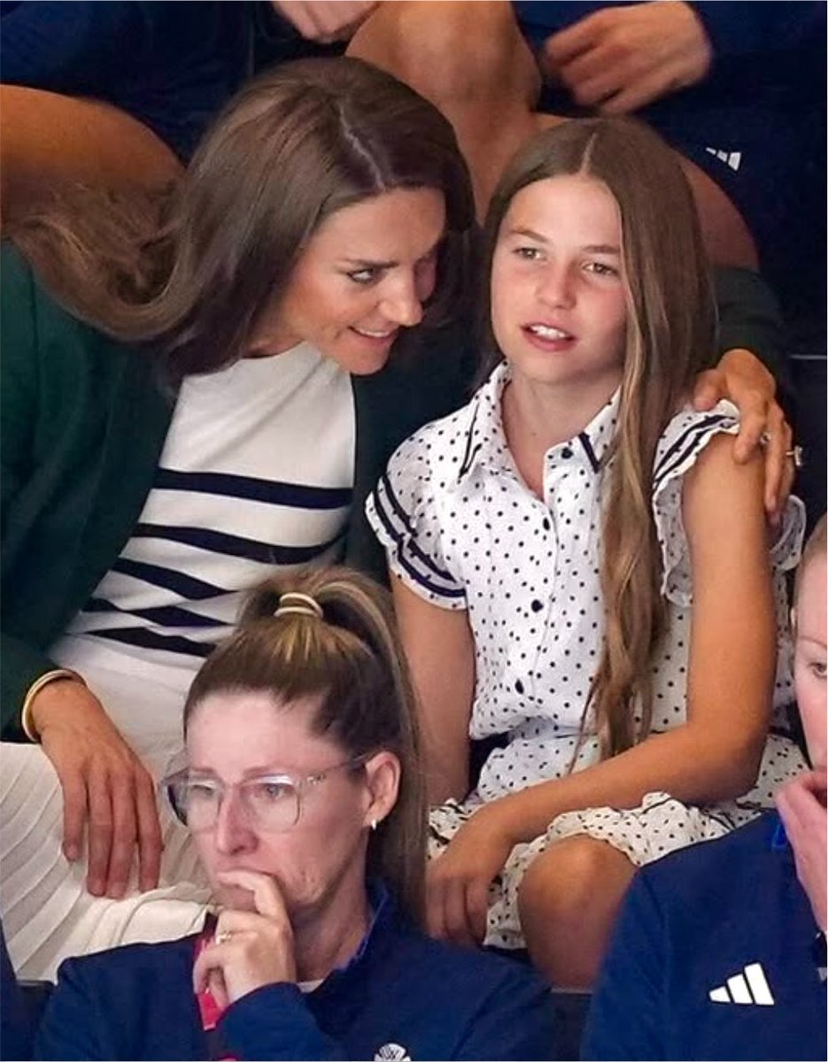 RoyallyBelle_'s tweet photo. The Princess of Wales and Princess Charlotte at the Commonwealth Games 🤍
2022 2026 https://t.co/TAgrajKa7F