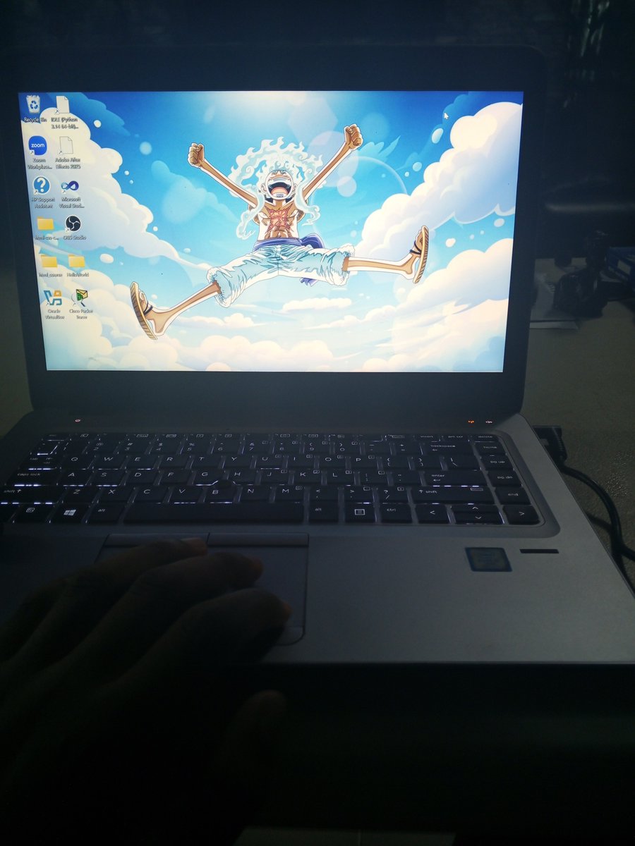 IsidoreVal's tweet photo. I missed day 1-4 but I'm just going to start here.

🗣️ *Day 5 prompt*

*Share a study selfie or a snapshot of your workspace.*

Tech Crush 15 days to graduation challenge:

My little workspace.
@TechCrushHQ
#Tech4Africans
#TechCrushscholars
#TechCrushgraduation https://t.co/czFUZaaBlK