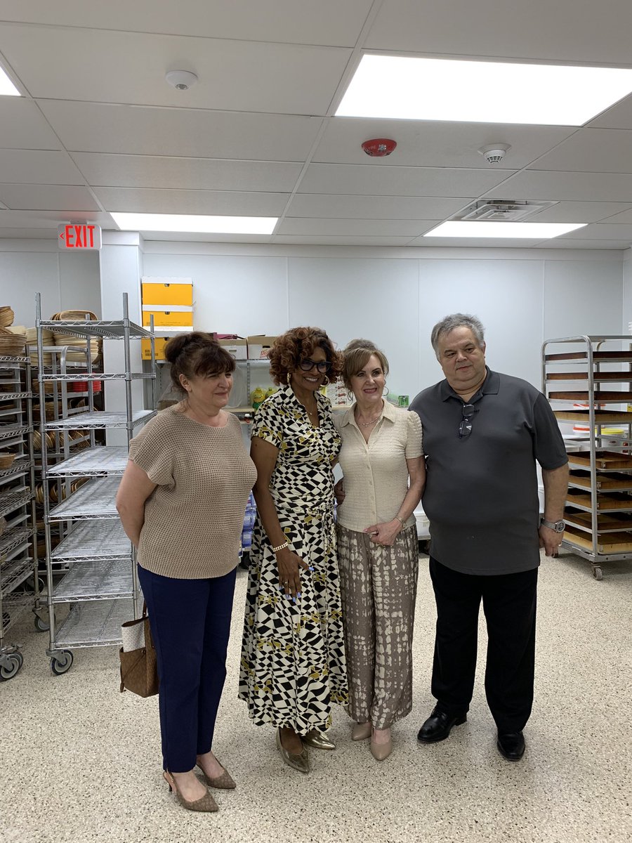 replilly78's tweet photo. Yesterday, State Representative Camille Y. Lilly was proud to attend the Grand Opening and Ribbon Cutting Ceremony for Wiklanski’s Bakery! 🥐🎉

Congratulations to the Wiklanski’s family on this exciting milestone! Wishing them many years of success! https://t.co/HZe0E782OK