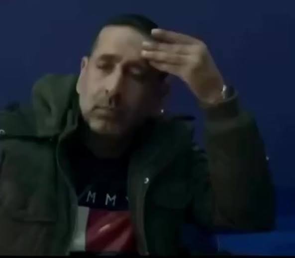 omerfaru2k's tweet photo. ekranda meshur pavlidis faresini gordukce https://t.co/obiFozCbE1