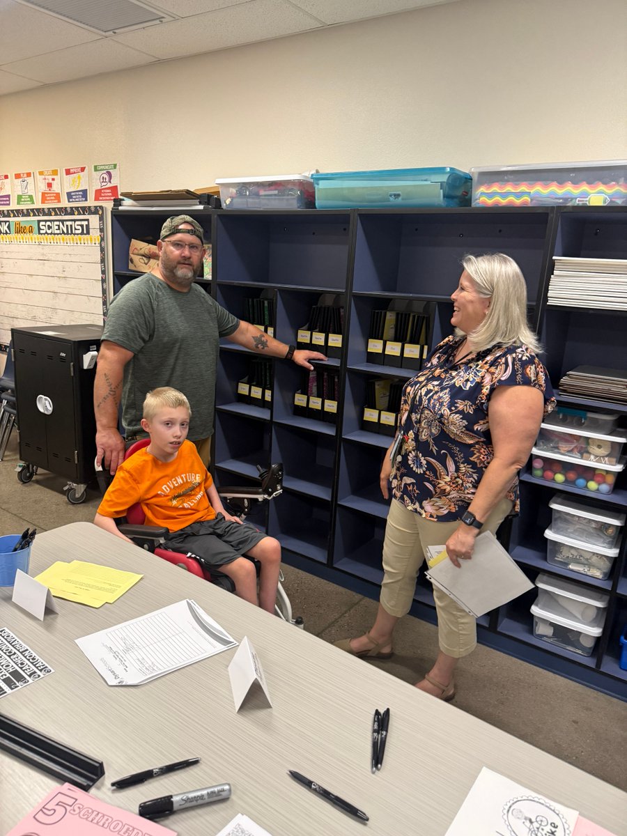 WPESFalcons's tweet photo. Our hearts are full after seeing so many Falcon Families at Meet the Teacher Night last night! π¦
β¨ We can already tell this school year is going to be amazing.
Drop your favorite photos from the evening in the comments belowβweβd love to see them! ππΈ #FalconPride https://t.co/DxENdyJagF