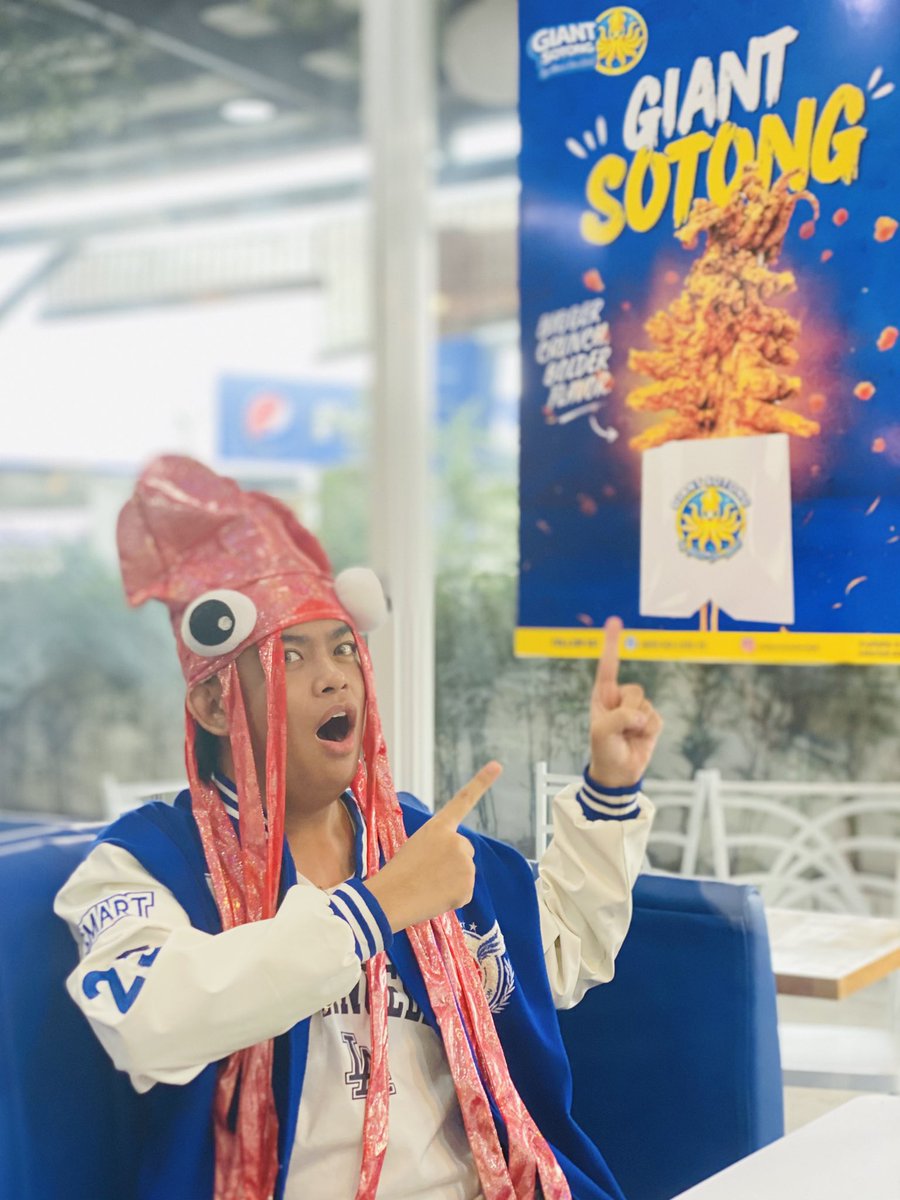 kyleartillaga's tweet photo. Seafood lover ka ba? 🦑💙

Officially open na ang Giant Sotong dito sa Sto. Tomas, Batangas! 🎉

Tikman ang sikat na Giant Butterfly Squid at iba pang seafood favorites! Perfect for family bonding, barkada hangouts, date nights, at sa lahat ng certified seafood lovers! 🦀🦐😍 https://t.co/zE708zsnoN