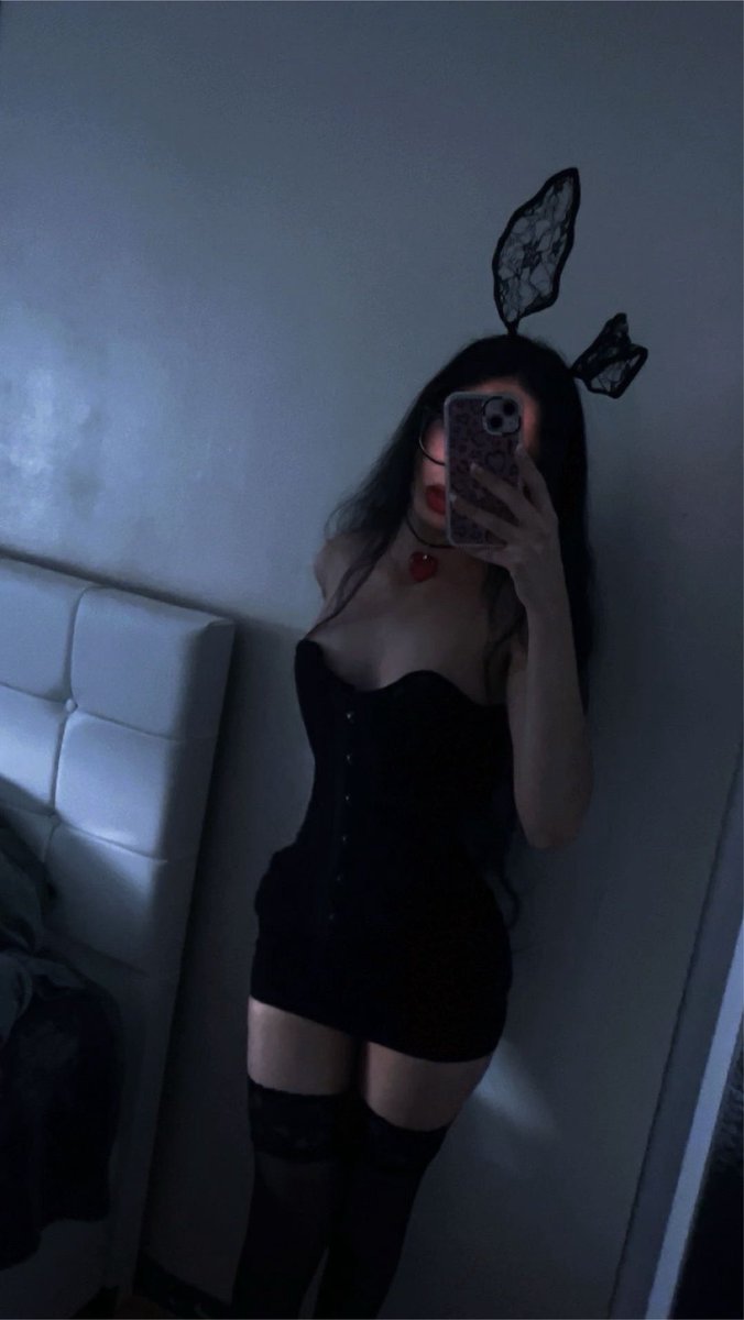 urcherrydoll's tweet photo. 🐇 https://t.co/VnM2cbrBfk