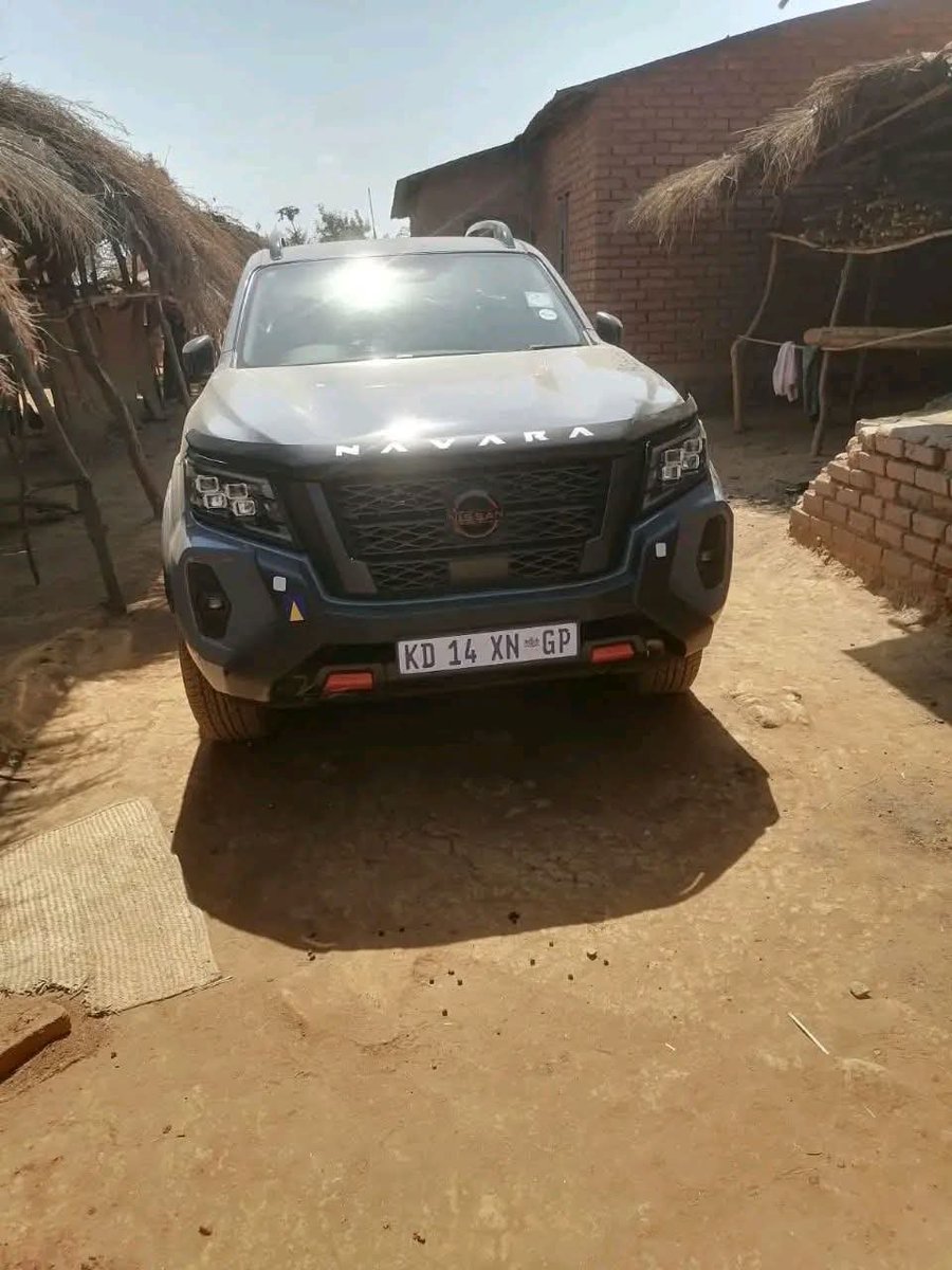 Patriot_S_A's tweet photo. This car was stolen in South Africa, and now it is in Malawi https://t.co/WZqfoinBq2