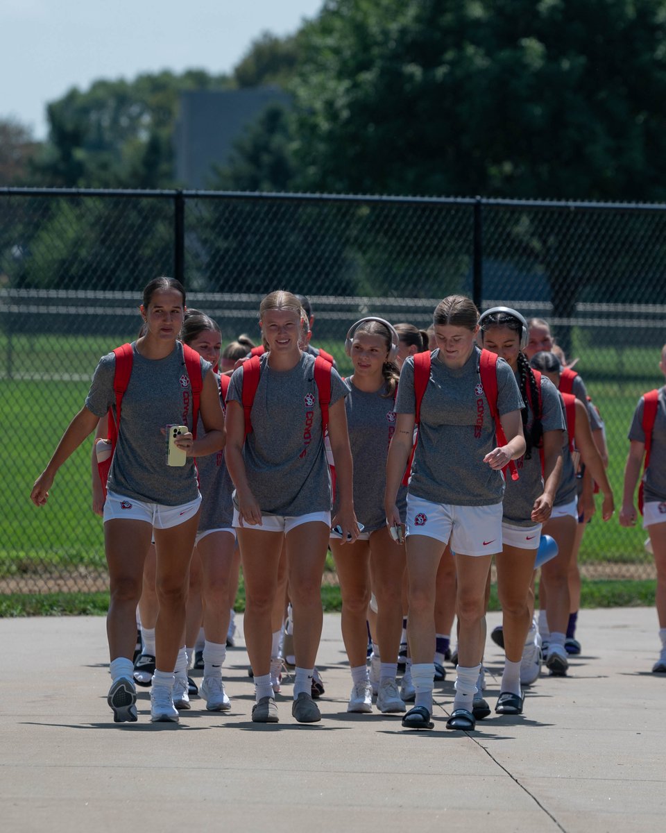 SDCoyotesSoccer's tweet photo. Yotes on site📍

#GoYotes https://t.co/4SrYdhYXGX