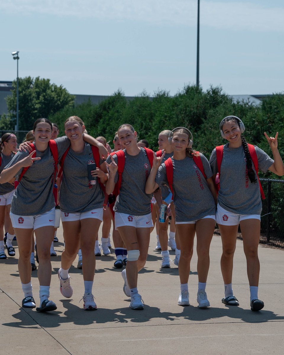SDCoyotesSoccer's tweet photo. Yotes on site📍

#GoYotes https://t.co/4SrYdhYXGX