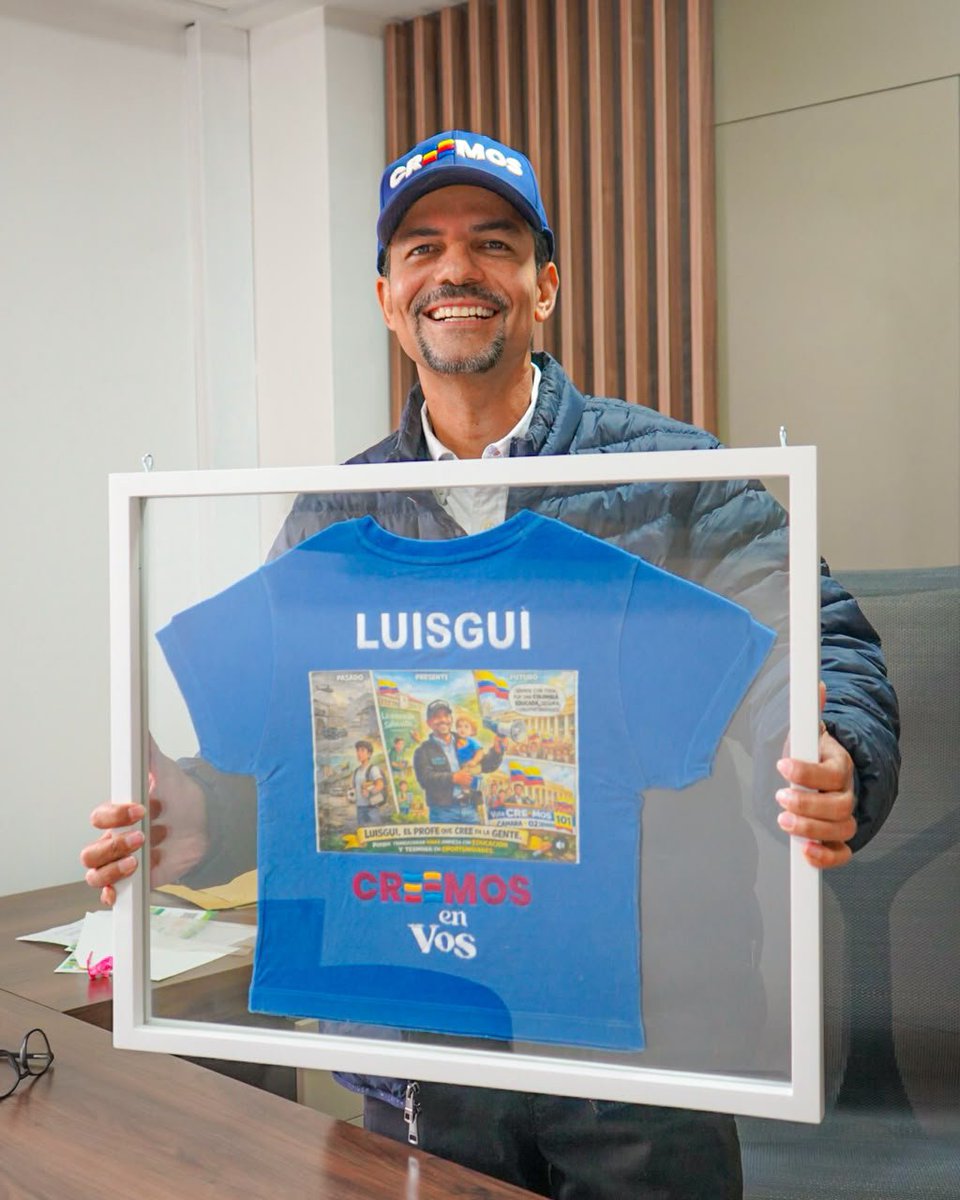 LuisGPatino's tweet photo. Por ellos llegamos a trabajar al Congreso: para ser la voz de los niños, niñas y jóvenes.

Para representar sus derechos, sus sueños y su bienestar.

No llegamos por intereses particulares ni mezquinos.

Pronto los traeremos al Congreso. Les estaré contando. 😍 https://t.co/SlPARrpeDT