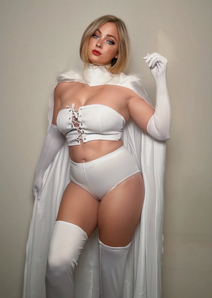 itsmichaelalee's tweet photo. White Queen is live on Twitch ;) https://t.co/9DDseyqx3L 🤍 #marvelrivals #marvelcosplay https://t.co/1igdR5oLJf