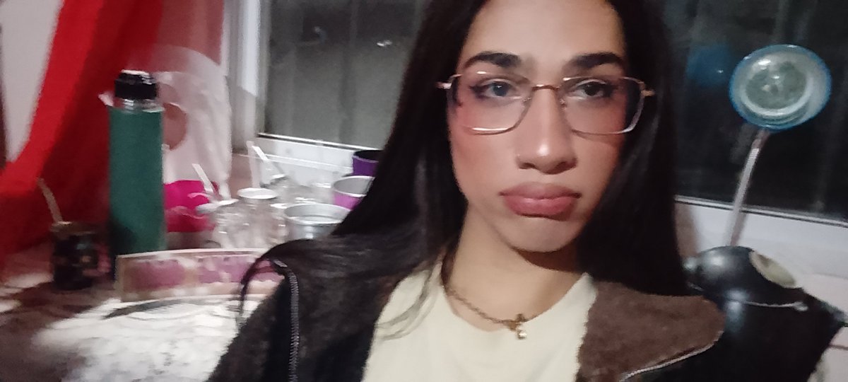 Mimi_Mimu0's tweet photo. Preparado para ir al psicólogo porque las lindas vamos al psicólogo 💋

#loca #gay #trans #femboy https://t.co/TzWgbVx4VL