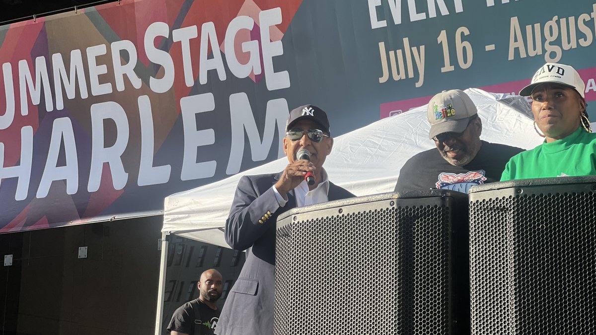 NYAmNews's tweet photo. @HARLEMWEEK: National Night Out brought cops and residents together on 125th Street Aug. 4, part of this year's Harlem Week.
📷 Tandy Lau.
See more: https://t.co/TeTVFogrTa
#NationalNightOut #HarlemWeek2026 https://t.co/mGqAnQNSfy