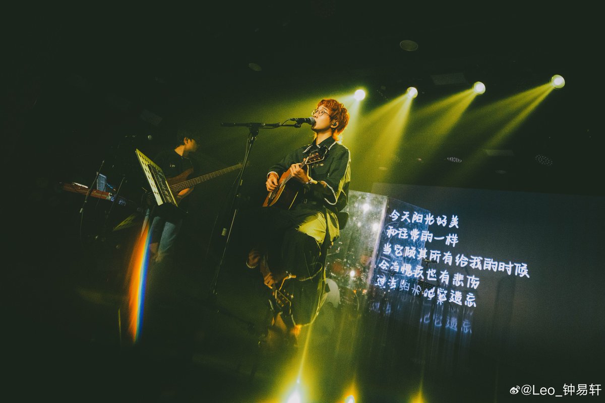 toft_helle's tweet photo. Just watched an incredible indie band live at the downtown venue! Their raw energy and melodic hooks had the whole crowd singing along nonstop—one of the best live shows I’ve seen all year. Don’t miss their next stop! https://t.co/lRKFzjQCDM