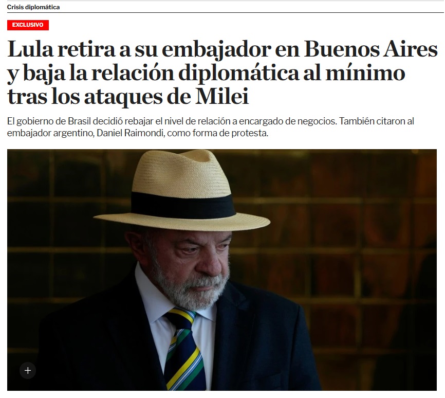 ClaudioP59's tweet photo. Mirá vos... pensé que no existían... pero parece que hay dirigentes que no se bancan que un zarpado los insulte... y en lugar de bajarse los lienzos responden "políticamente"... https://t.co/KeuZ6uQVZZ