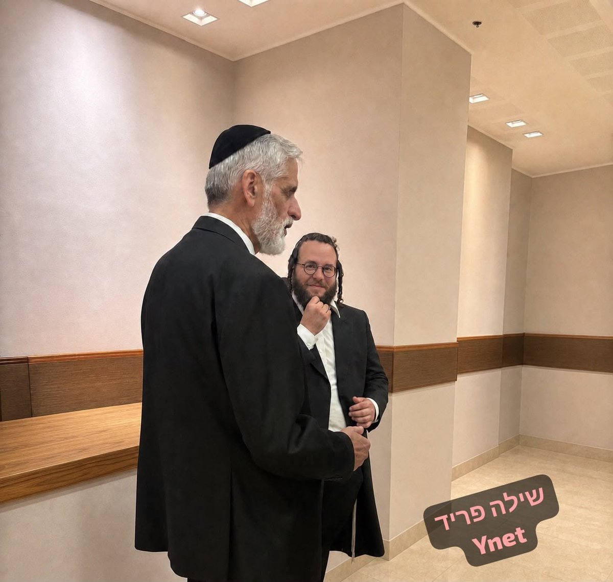 sari_rot's tweet photo. אם החיבור הזה יקרה,
להצביע 'ככל אשר יורוך' (לדגל התורה) יהיה אחד הנסיונות היותר קשים שלי בחיים.
אולי אפילו יותר מהניסיון לא להיות חברת כנסת.
אלי ישי אדם ראוי,
ראוי לכנסת שהוא יחזור אליה! https://t.co/iBElM6CBdW