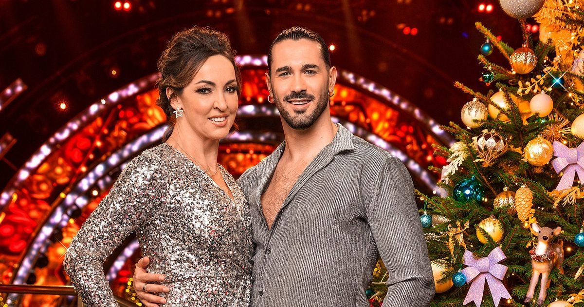 WriterWil's tweet photo. Happy birthday Sally Nugent @sallynugent

#SallyNugent #newsreader #TV #presenter #journalist #BBCBreakfast #BBCNews #BBC #OneOClockNews #StrictlyComeDancing #Strictly #TheFirstTeam #TheFirstTeamExtras #HowToBuyAFootballClub #TheMostPowerfulWomanInSport #SirChrisHoyFindingHope https://t.co/fyuYiKI5Sf