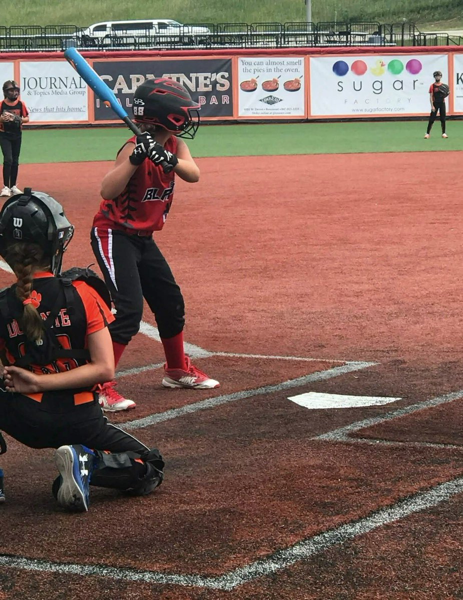 rhaya_depaolo's tweet photo. COMMITTED!!💚🌊 

#AGTG #Committed #NCAAD2 #RooseveltUniversity #LakerNation 
@RU_LakerSB @ILStars18U @IllinoisStars @JenGrim_20 @DiamondAddicts @Big__Mike72 @bmacsoftball https://t.co/bGzDfcoRSo