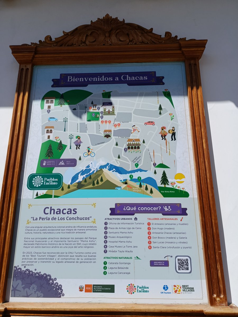 iormachea's tweet photo. Imaginen una plaza de armas totalmente verde, donde las personas hacen uso del espacio público sin ser espantados por policías o serenazgos municipales. Eso existe en la hermosa Chacas, rodeada de espectaculares balcones tallados en pleno callejón de Conchucos, Ancash https://t.co/KYzFDTiAzc