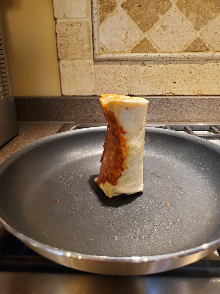 EvanGreis's tweet photo. If my burrito can't stand up on one edge I don't want it. https://t.co/jGIDWWvajX