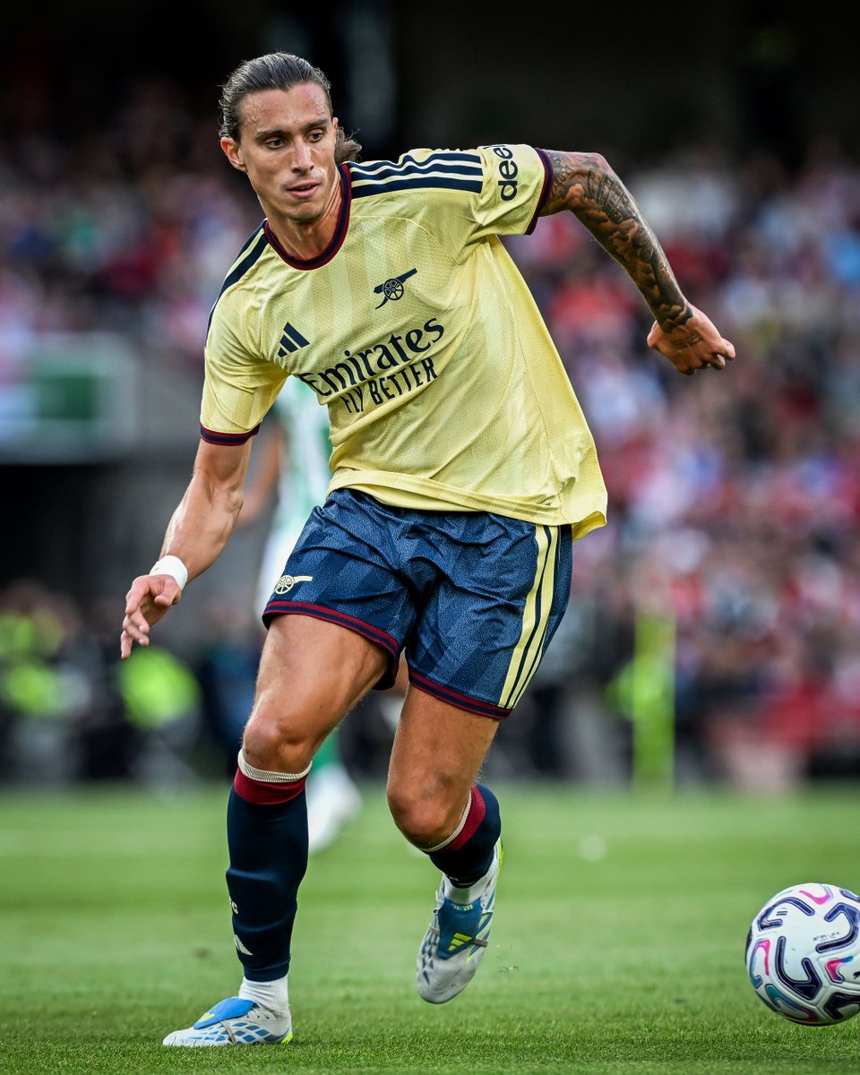 brfootball's tweet photo. Arsenal debut their new third kit in a preseason friendly vs. Real Betis 🟡 https://t.co/TnLN0pRE7a