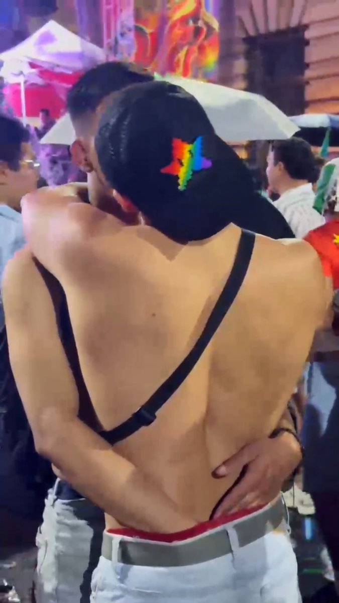 keepbalam's tweet photo. Marcha del orgullo CDMX 2026 #cdmx #orgullo2026 #pride2026 #orgullogmx https://t.co/XryfAkMVhY