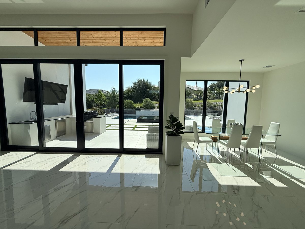 therealAlGuzman's tweet photo. Saw this amazing property with a client a few days ago in Texas hill country! #texasrealtor #sold #LuxuryLiving https://t.co/bxZcTGrnsV