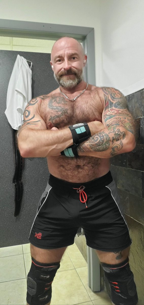 MAPleMUSCLEBULL tweet picture