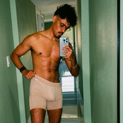 leogaboii's tweet photo. #NewProfilePic https://t.co/mVknVrefNP